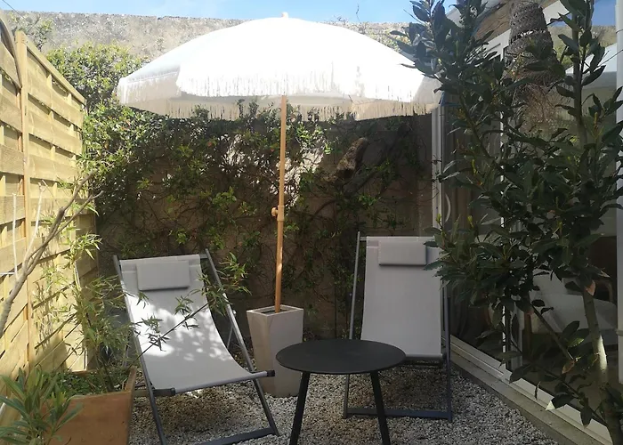 別荘 100 M De La Plage, Maison De Coeur De St Gilles *